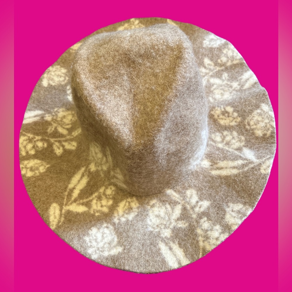 Zara light brown wool blend bucket hat with cream floral pattern, size medium